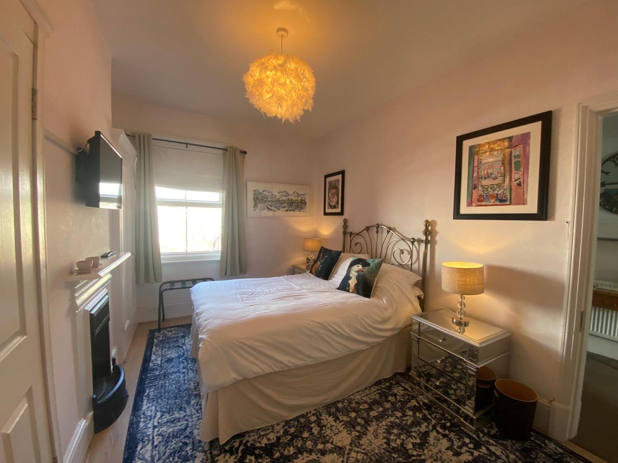 Deluxe Three Bed Bnb In Henley-On-Thames Near Station River & Town Centre Bagian luar foto