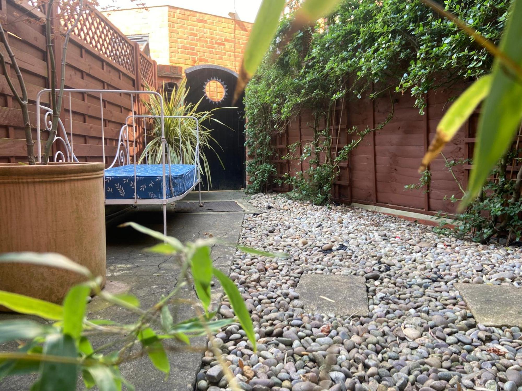 Deluxe Three Bed Bnb In Henley-On-Thames Near Station River & Town Centre Bagian luar foto